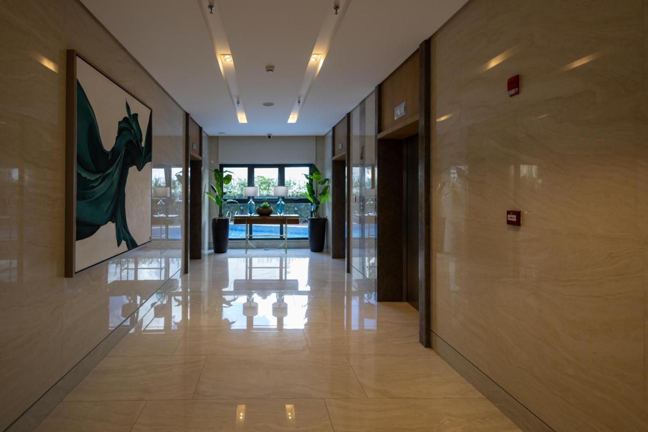 Lush Residences Makati Makati City Exterior photo