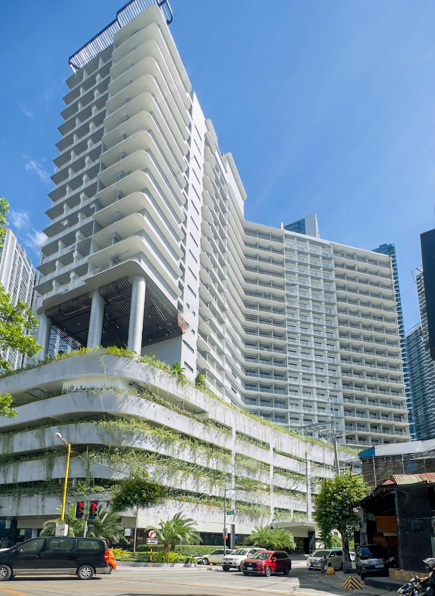 Lush Residences Makati Makati City Exterior photo